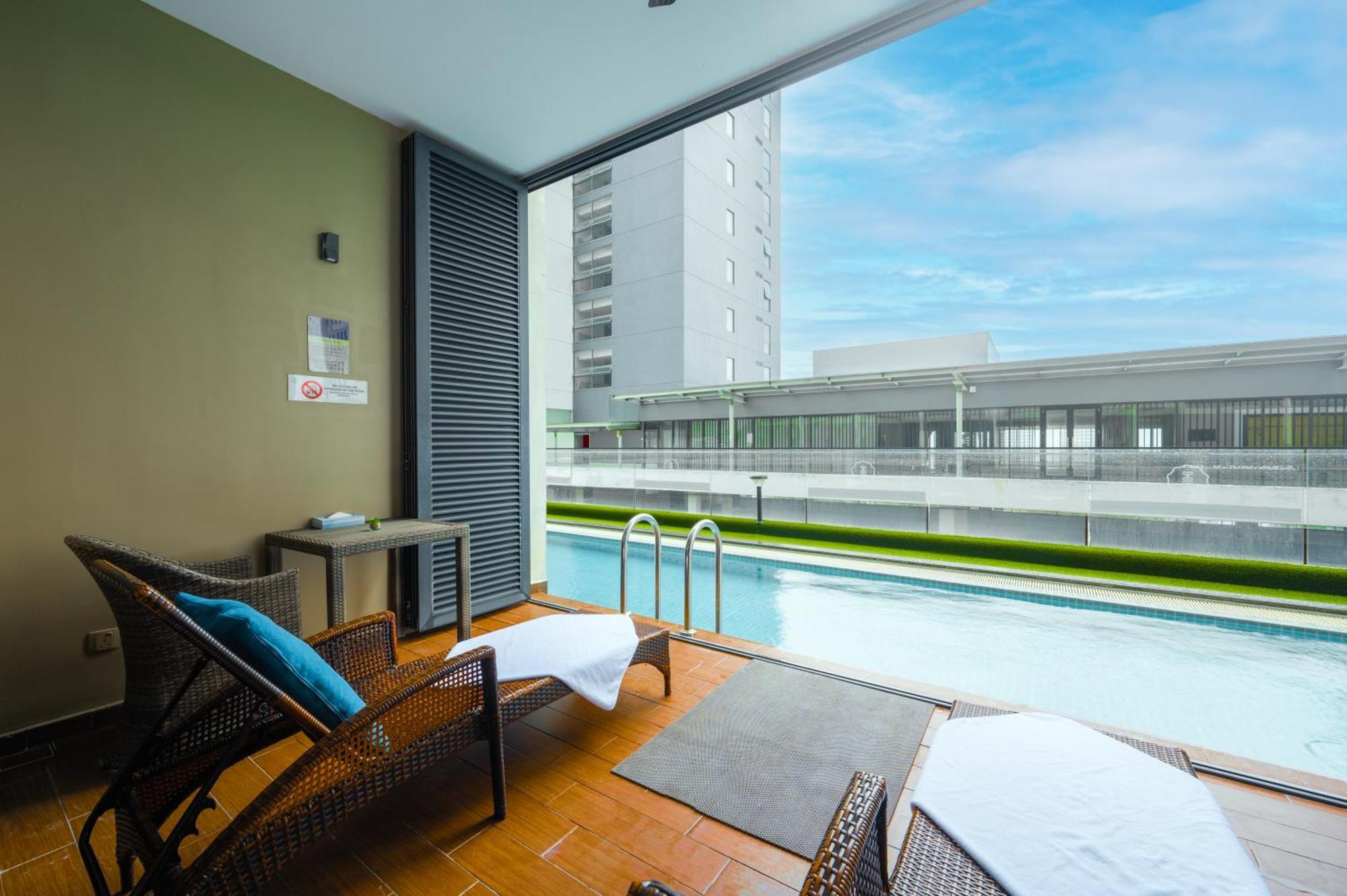 Greystone 99 Suites Malacca Ngoại thất bức ảnh
