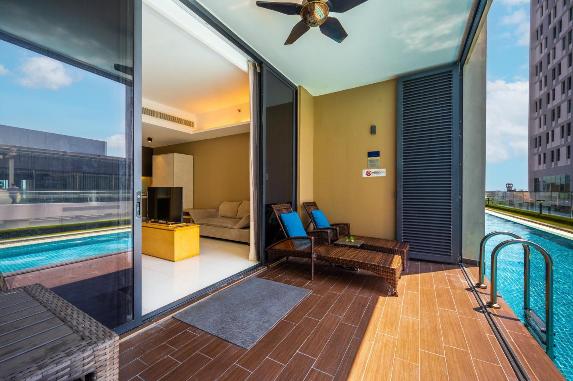 Greystone 99 Suites Malacca Ngoại thất bức ảnh